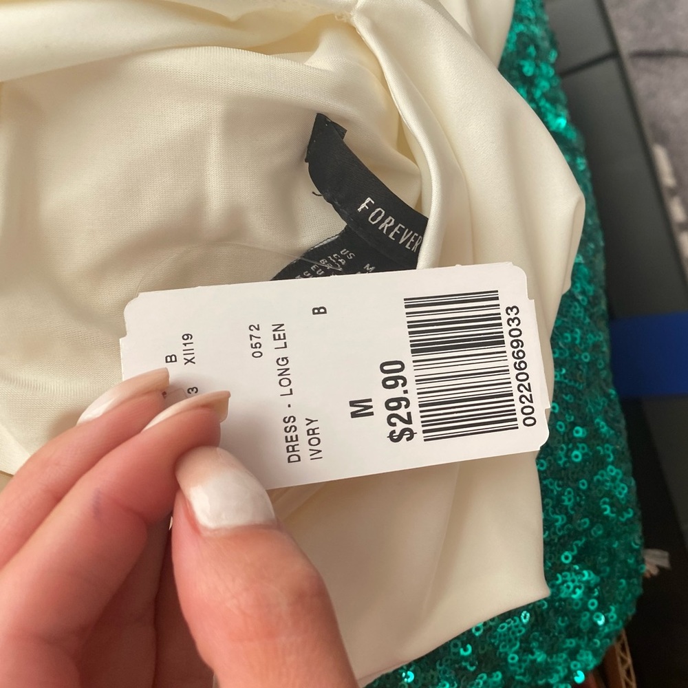 Forever 21 off white cut out dress - Picture 3 of 3